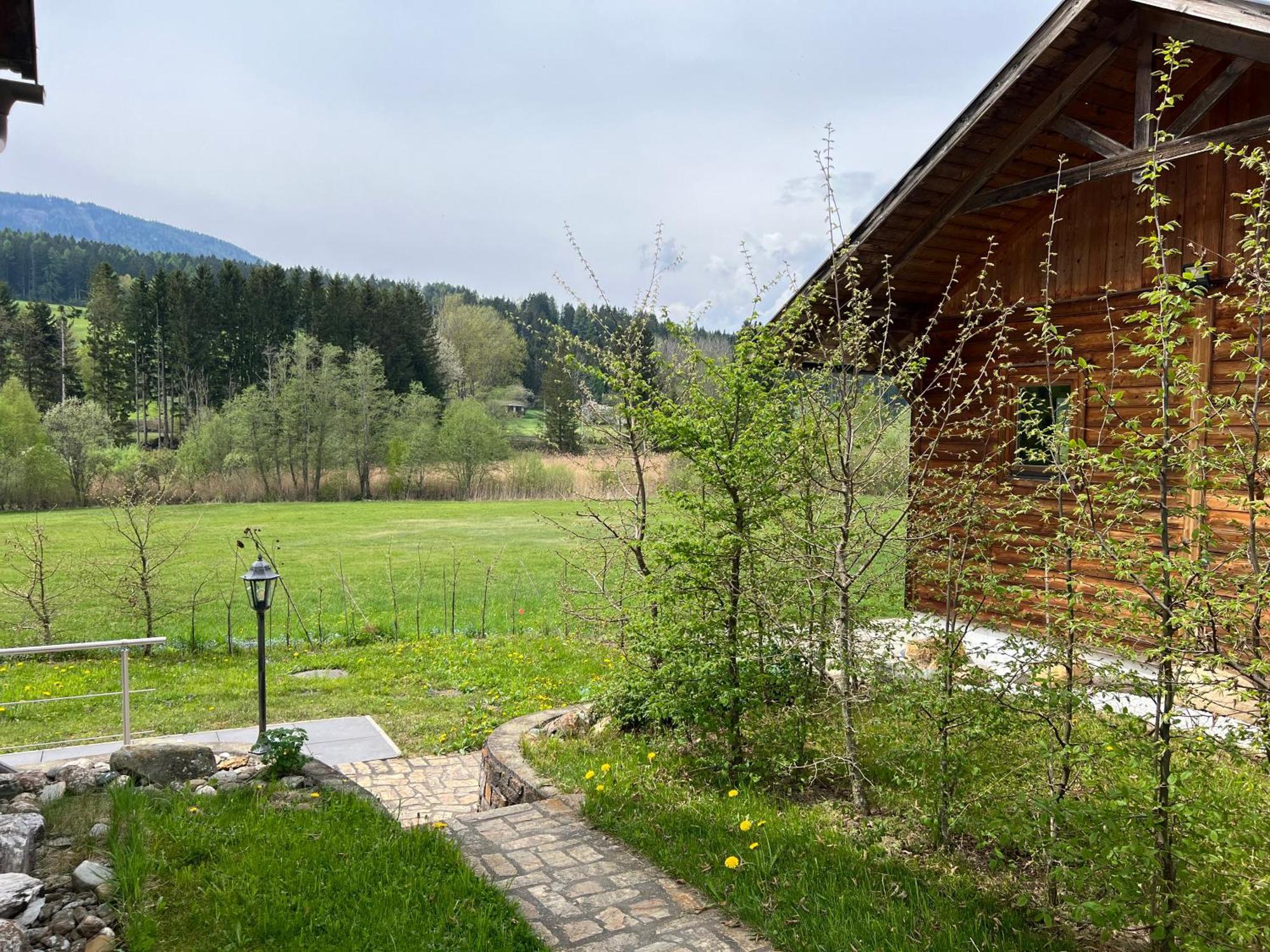 Ferienhaus In Mariahof Exterior photo